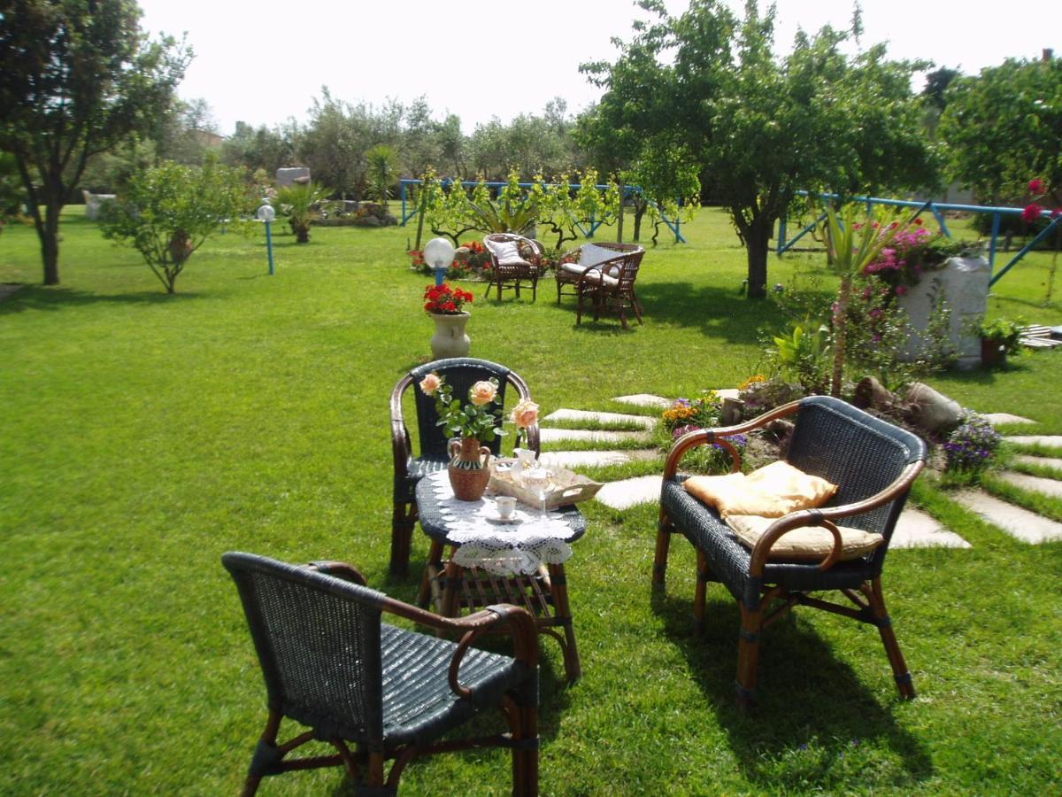 Il Bouganville Oristano Ngoại thất bức ảnh